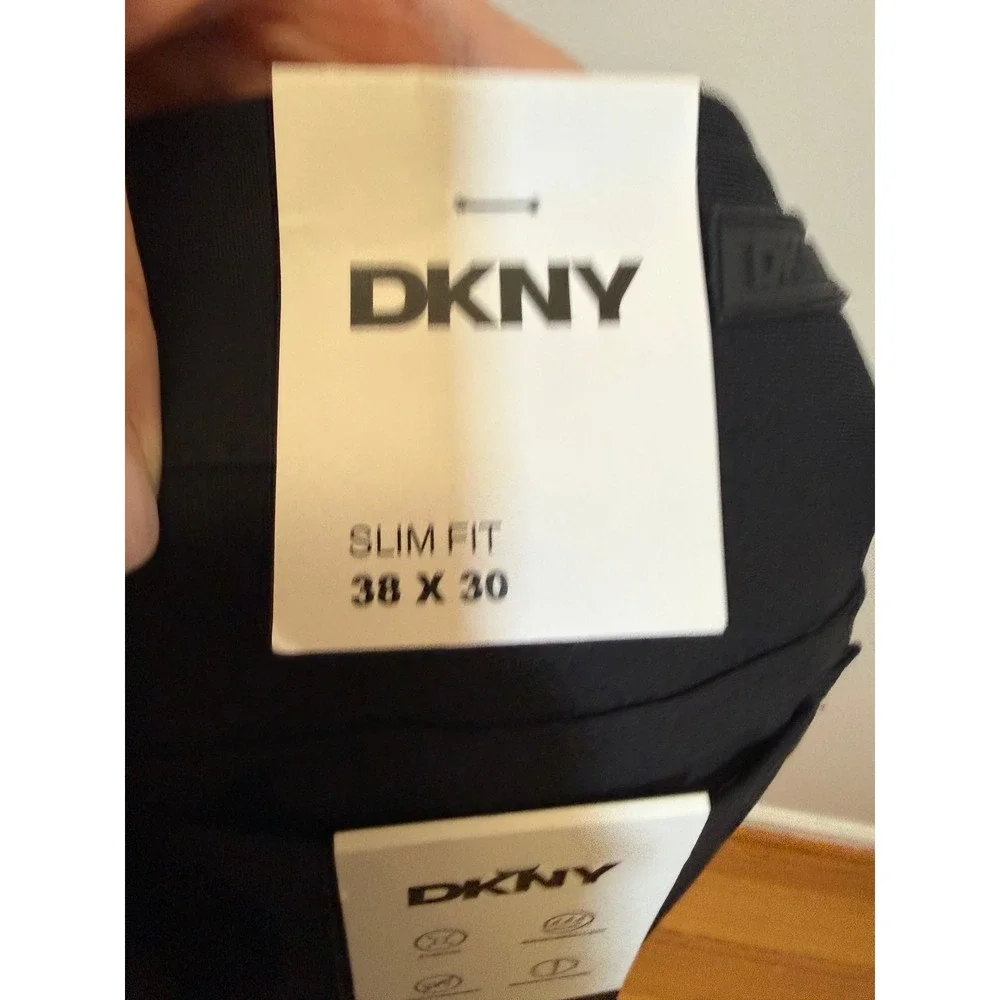 DKNY Universal Tech Pant Mens 38x30 Black Slim Fit Water Repellent NWT